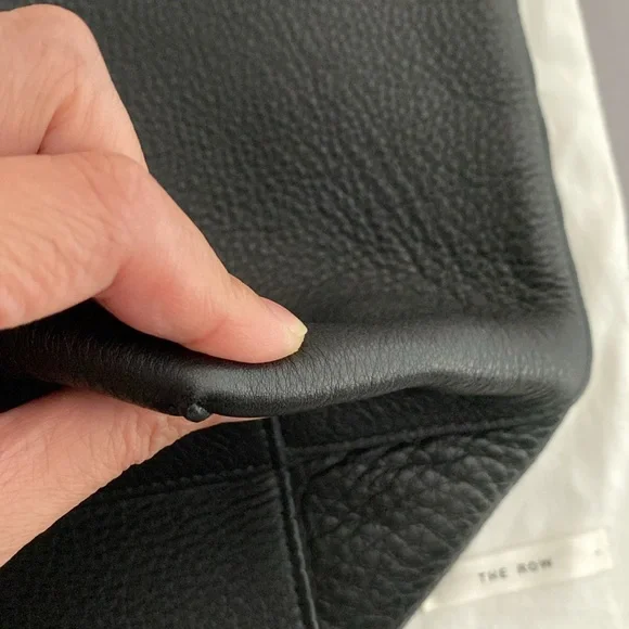 The Row - Picture 4 of 16